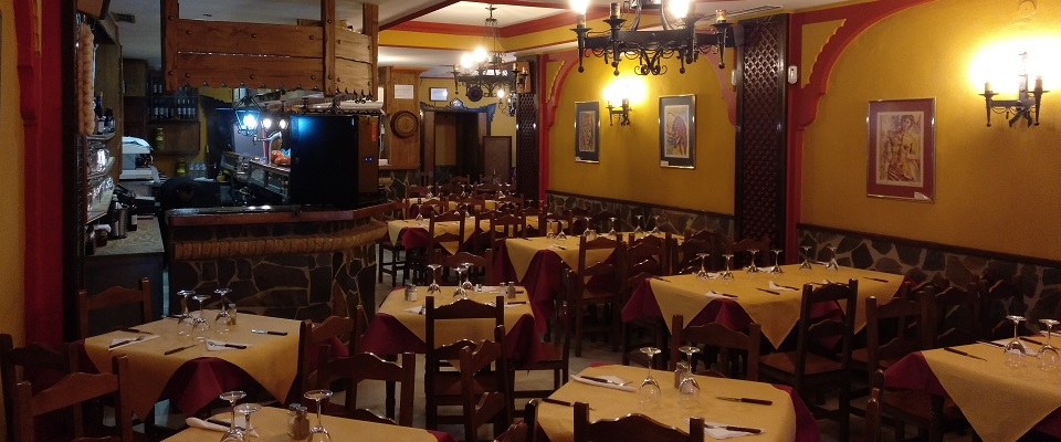 Restaurant menu center